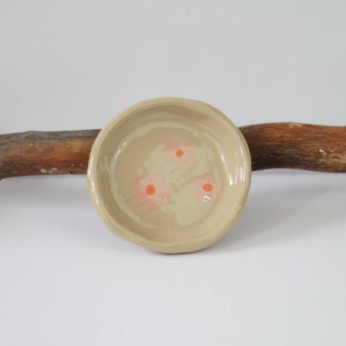 Ceramiczny talerzyk na biżuterię ręcznie robiony handmade