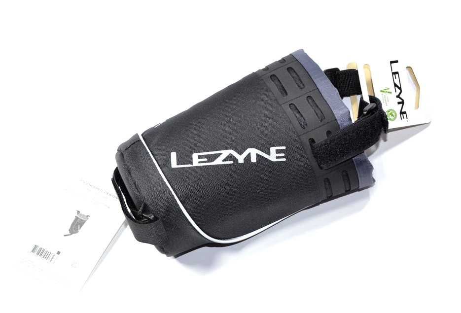 Pojemnik uchwyt koszyk podgrzewacz na bidon LEZYNE STUFF CADDY