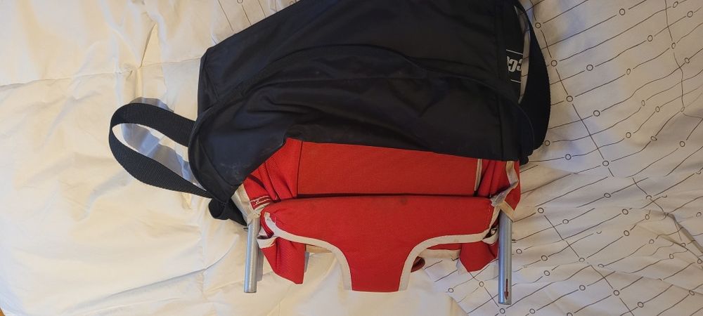 Chico cadeira de mesa bebé