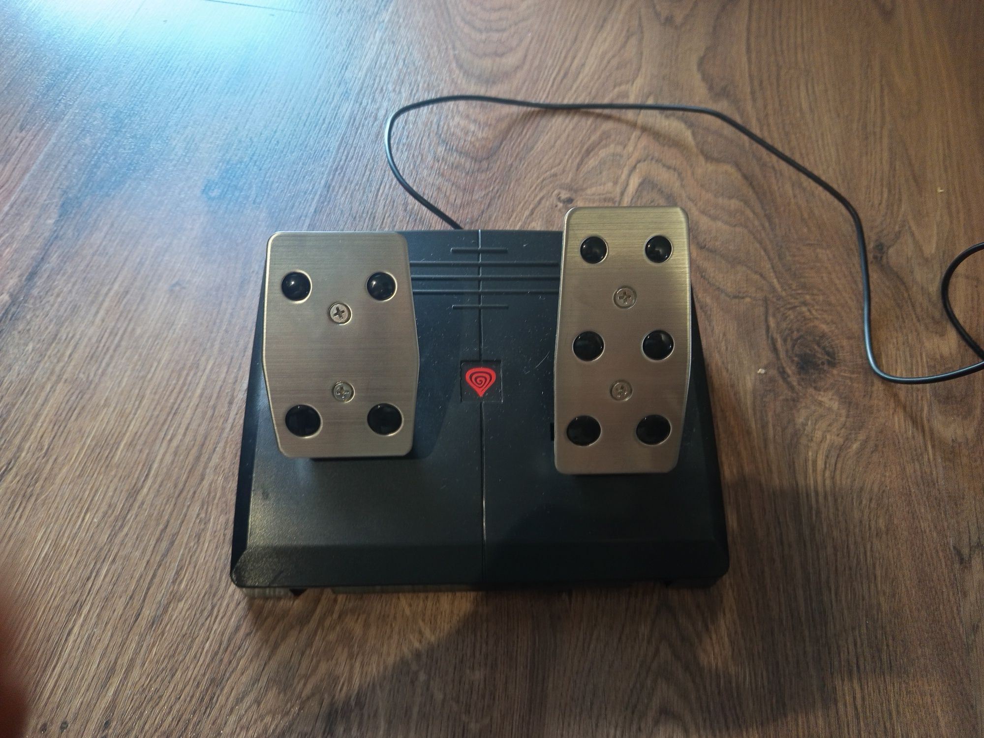 Kierownica Genesis seaborg 400