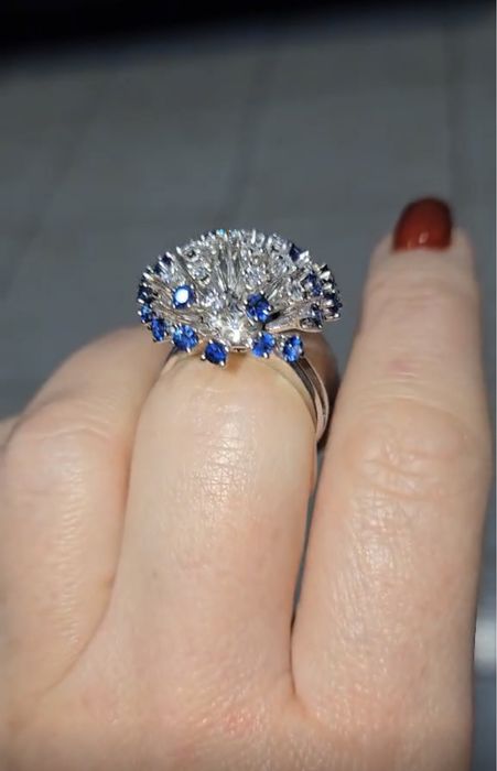 Коблучка с сапфиіами та діамантами