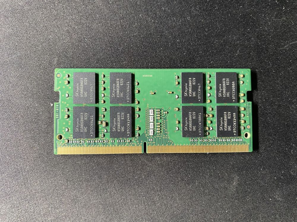 SODIMM DDR4 16GB PC4-2400T Hynix оперативна пам’ять для ноутбук. Є 2шт