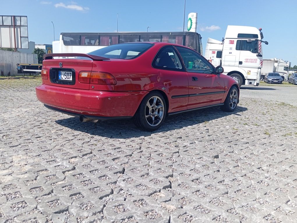 Honda Civic 5 coupe 1.6 v-tec*PO REMONCIE*