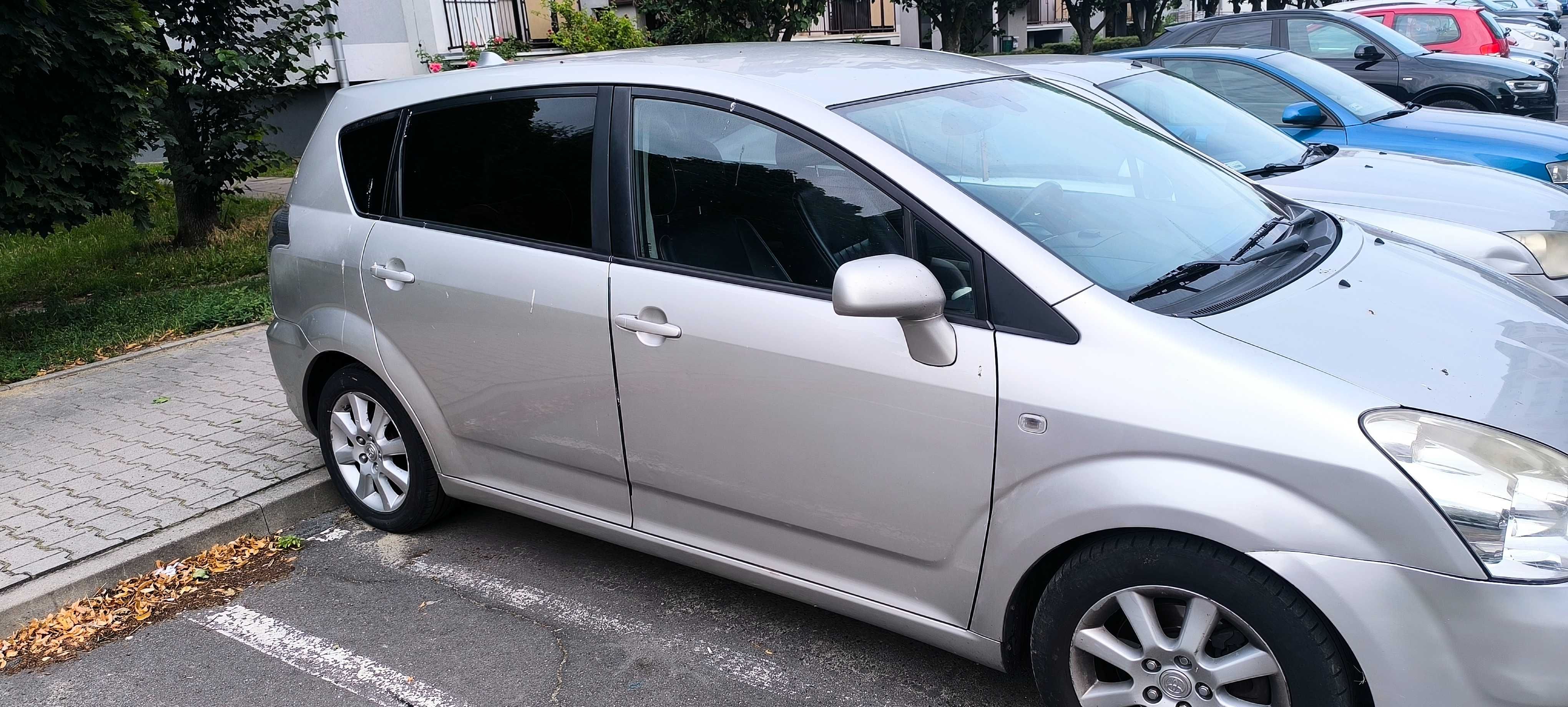 Toyota Corolla Verso 2007 2.2D4D Eden Park Skura