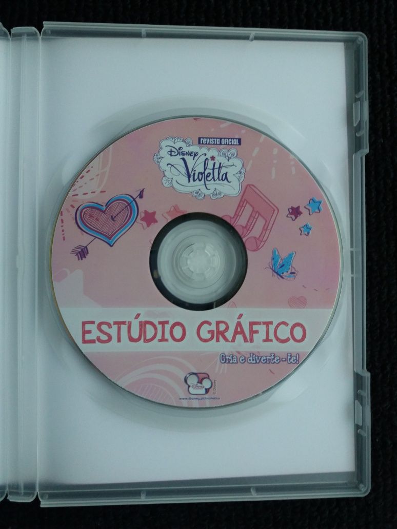 PC CD-ROM Estúdio Gráfico da Revista Oficial Violetta, da Disney