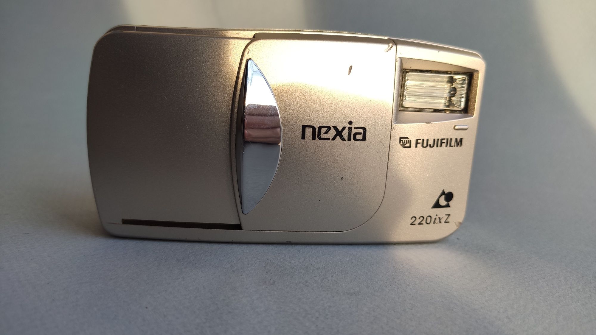 Камера Fujifilm NEXIA 220 ixZ