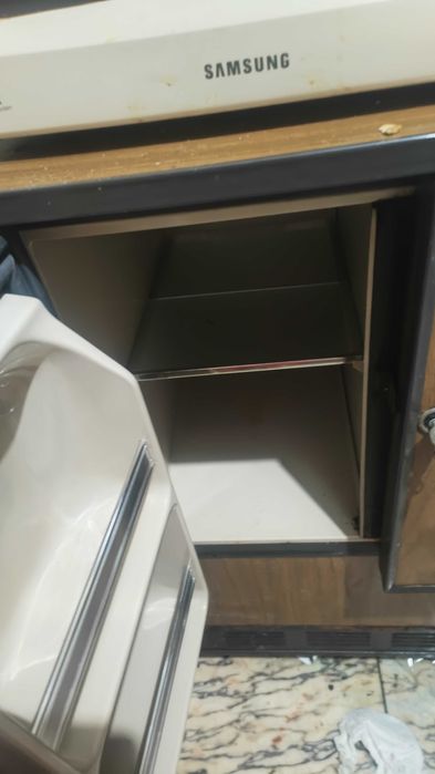 Frigorífico  a trabalhar muito bem