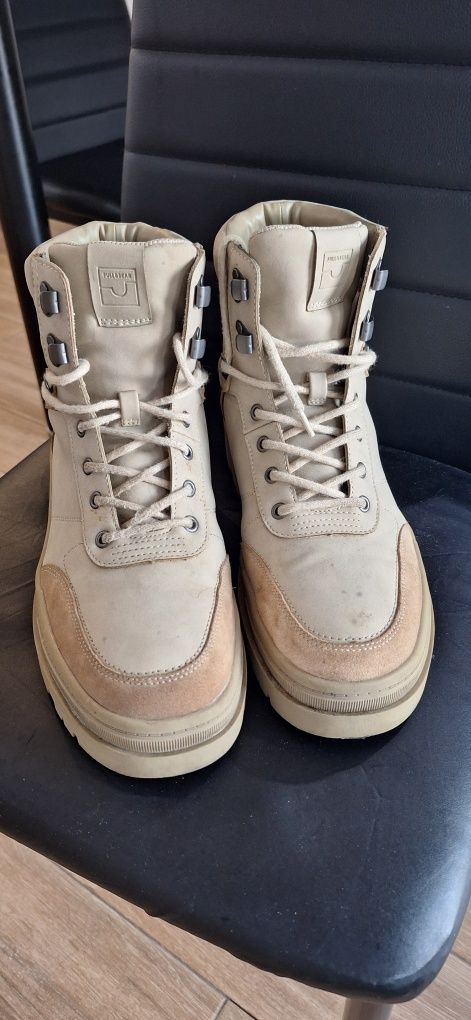 Botas Pull and Bear