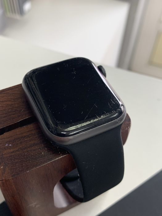 Оригінальні Apple Watch Series 4 44 mm