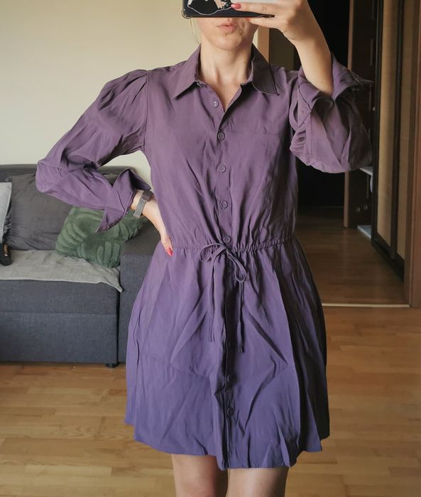 Szmizjerka Pimkie – fioletowa, taliowana z bufkami i mankietami – old