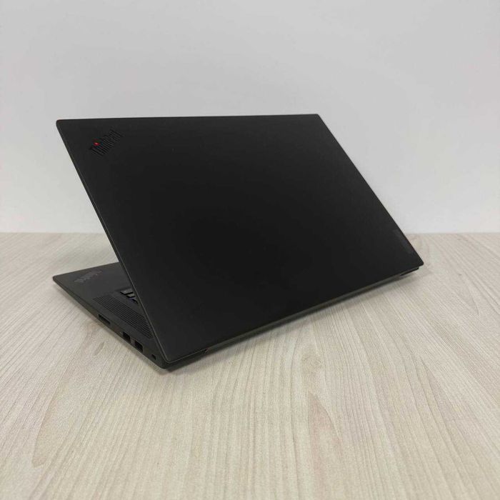 Lenovo ThinkPad P1 Gen 6  2K 165Hz i9-13900H 32GB SSD 1TB RTX 4090
