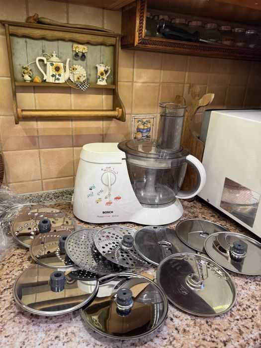 Кухонний комбайн Bosch PowerMix (800W)