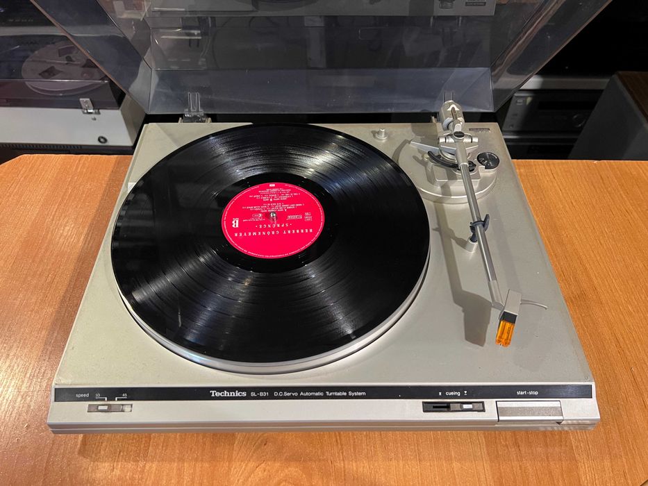 Gramofon Technics SL-B31 Automat, Audio Room