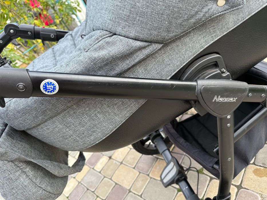 Коляска Adamex Neonex всесезонна модульна система 2 в 1