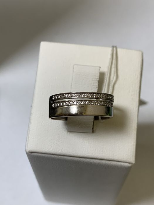 Колечко 585 біле золото з діамантами