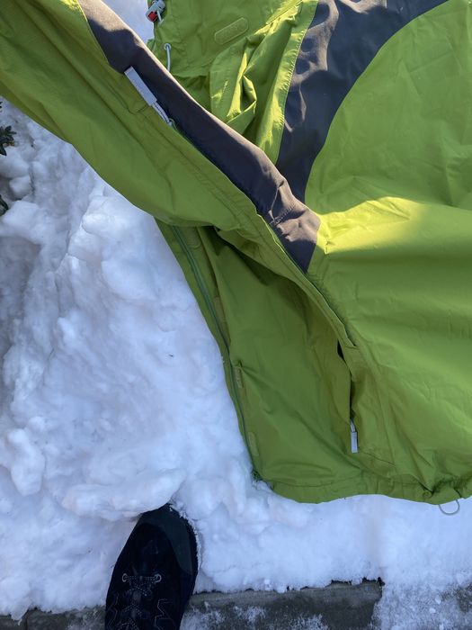 Вітрівка Mammut жіноча розмір М. Ветровка Mammut