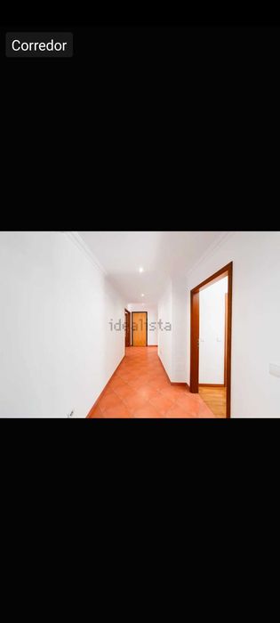 Apartamento T3 com terraço