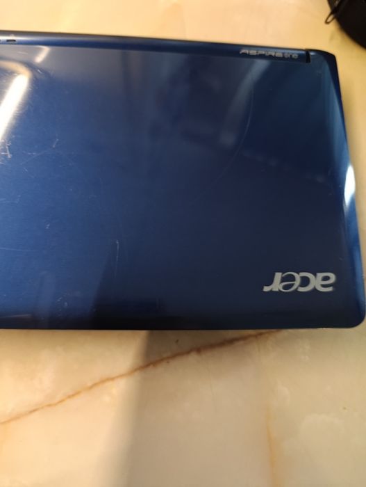 Продаю нетбук Acer