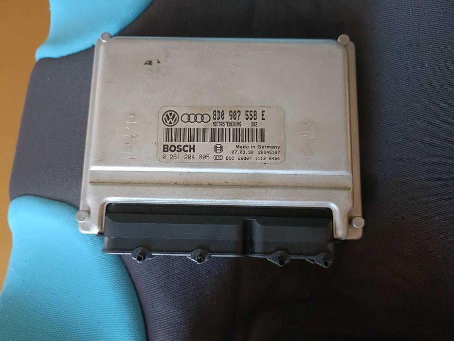 Centralina AUDI A4 1.8Turbo Avant 1998 B5 ecu