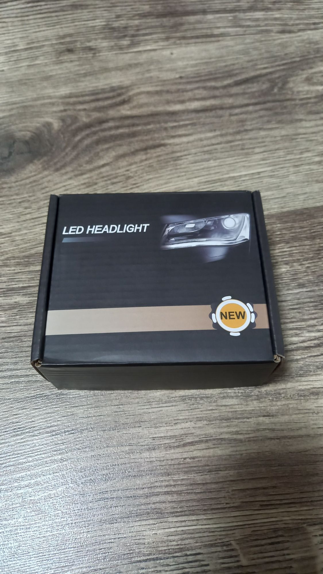 Продам LED  лампи H11