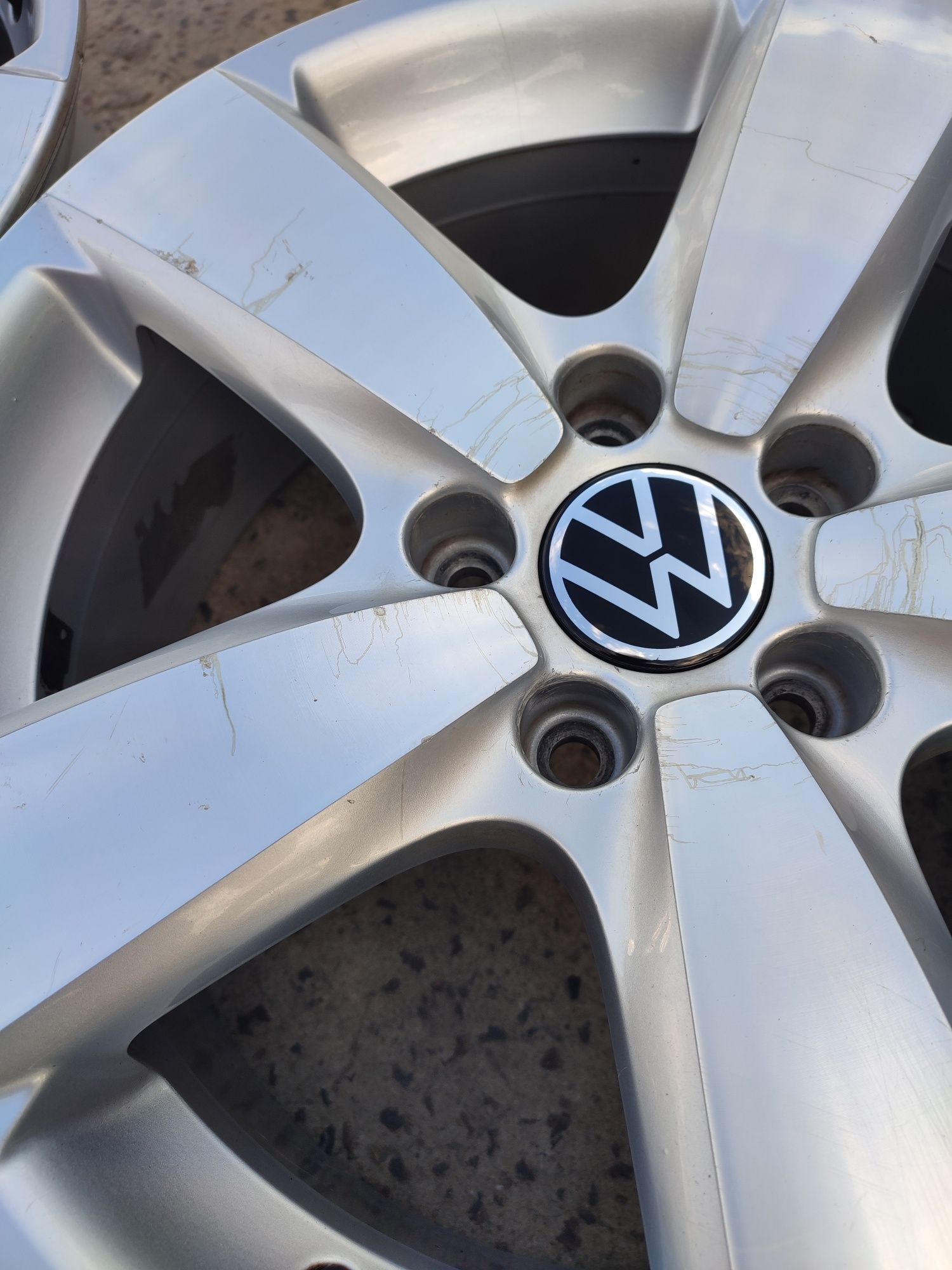 Диски 5/112 R17 VW Passat caddy Touran Golf