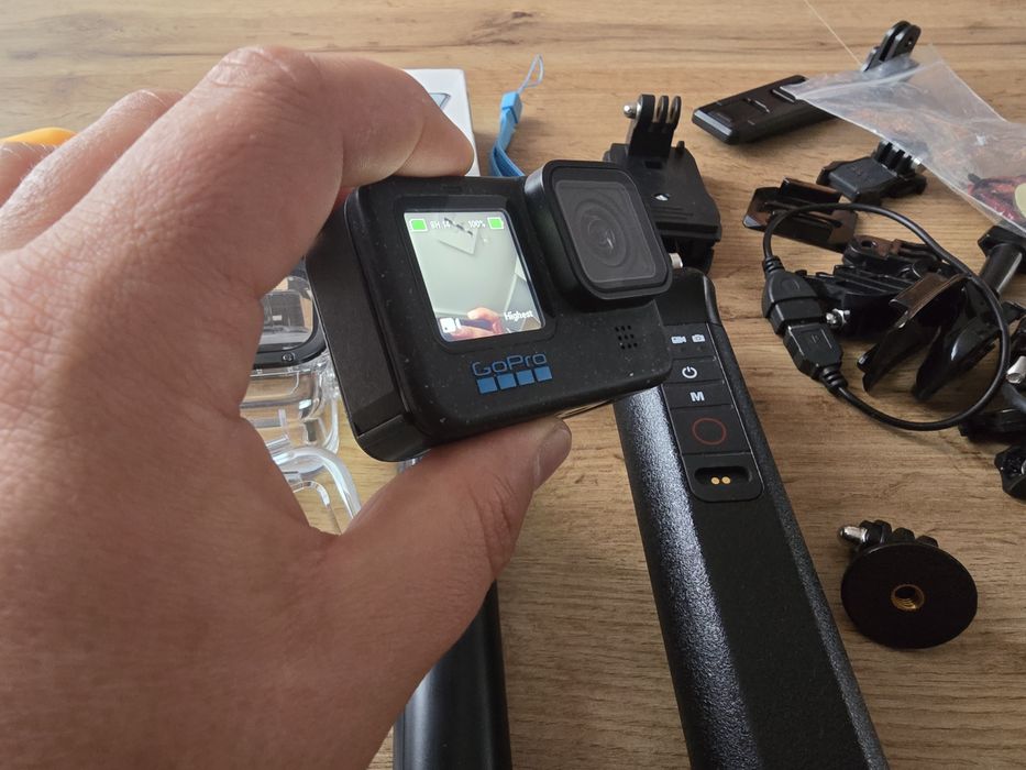 Gopro 12 black mega komplet 3x aku 2x karta 128gb  czytaj opis .