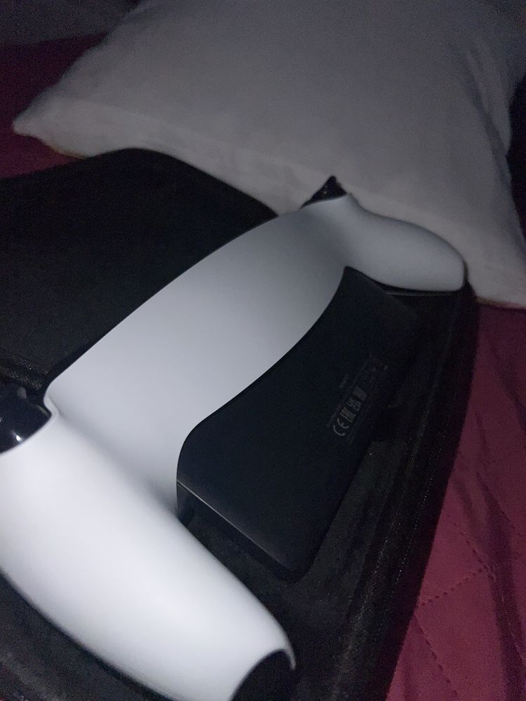 Vendo ́playstation portal nova, comprada a 4 meses