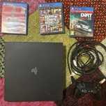 Playstation 4 1TB como nova