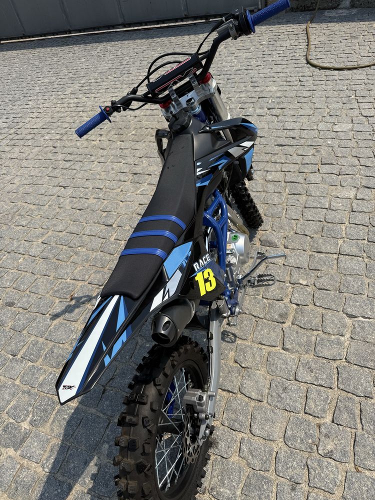 Mota criança Tox Racing 140
