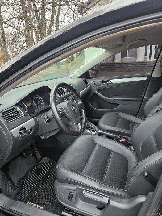 Volkswagen Jetta 2013