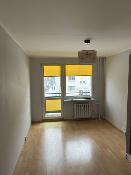 Mieszkanie dwa pokoie, kuchnia, łazienka, WC piwnica