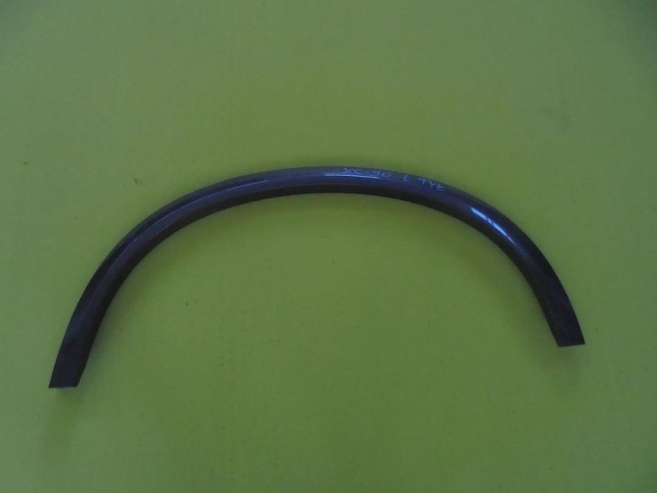 VOLVO XC90 II LISTWA BLOTNIKA TYLNA LEWA