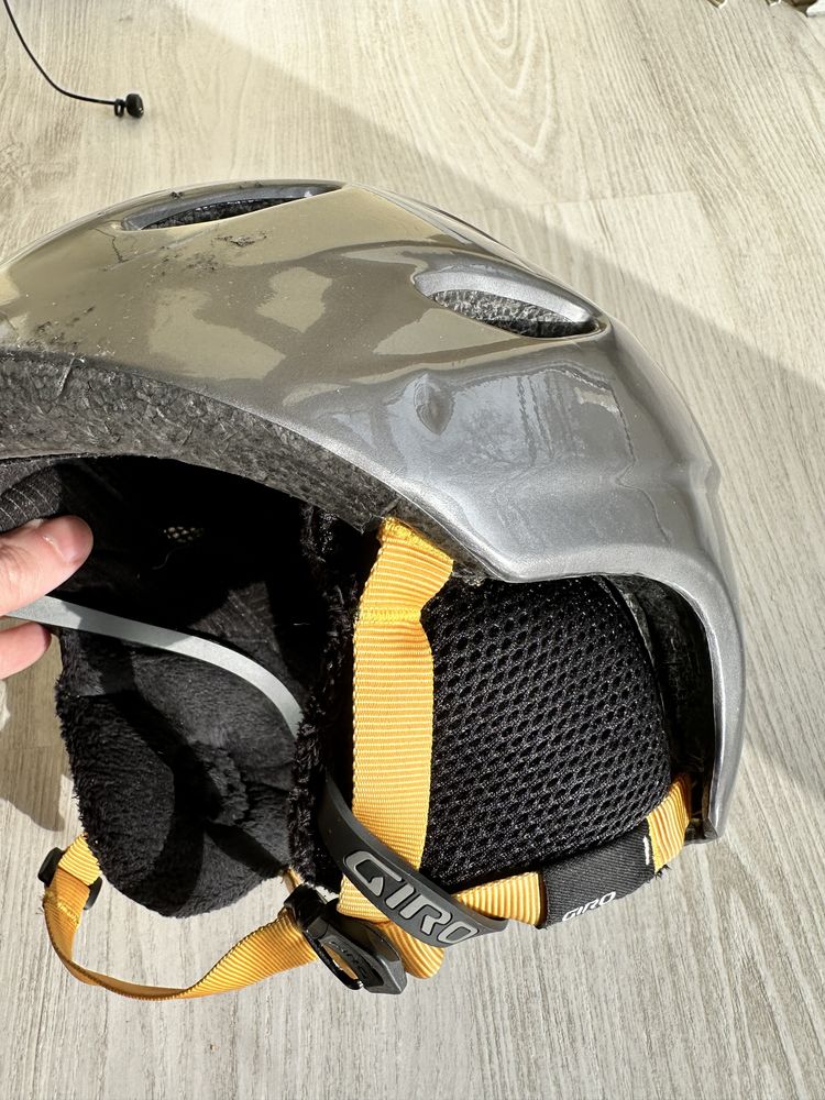 Kask narciarski dla dziecka ok 6-7-8 lat