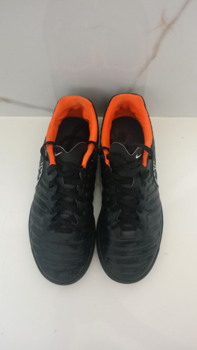 Buty Piłkarskie Nike Tiempo