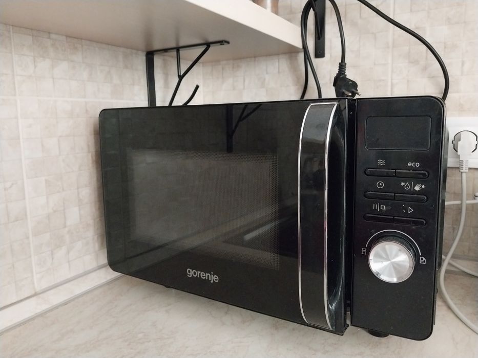 Продам мікрохвильову піч Gorenje
