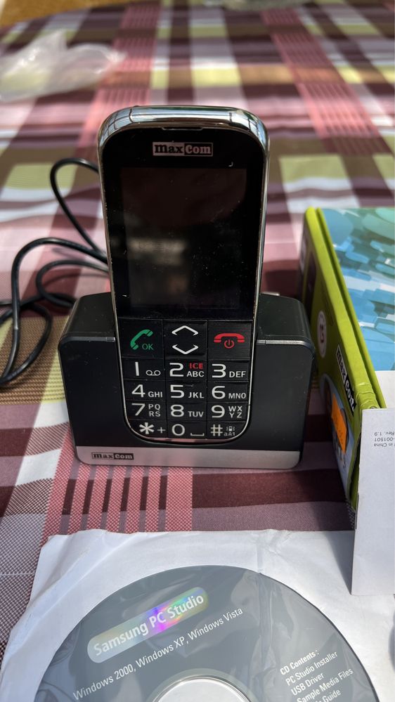 Telefony Samsung i Max Com.