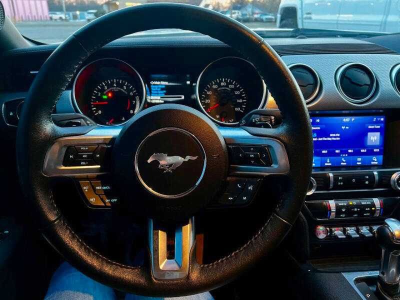 2020 Ford Mustang EcoBoost