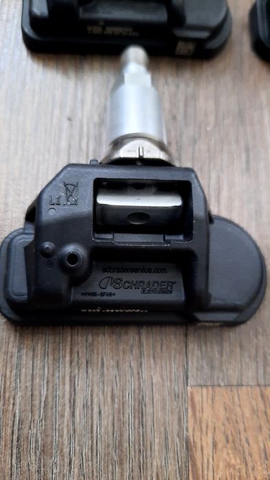 Mercedes tpms A0009050030 A0009051804 .Датчики давления шин.