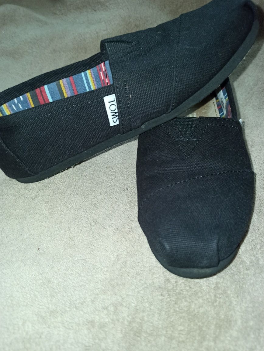 Еспадрільї Toms чорного кольору