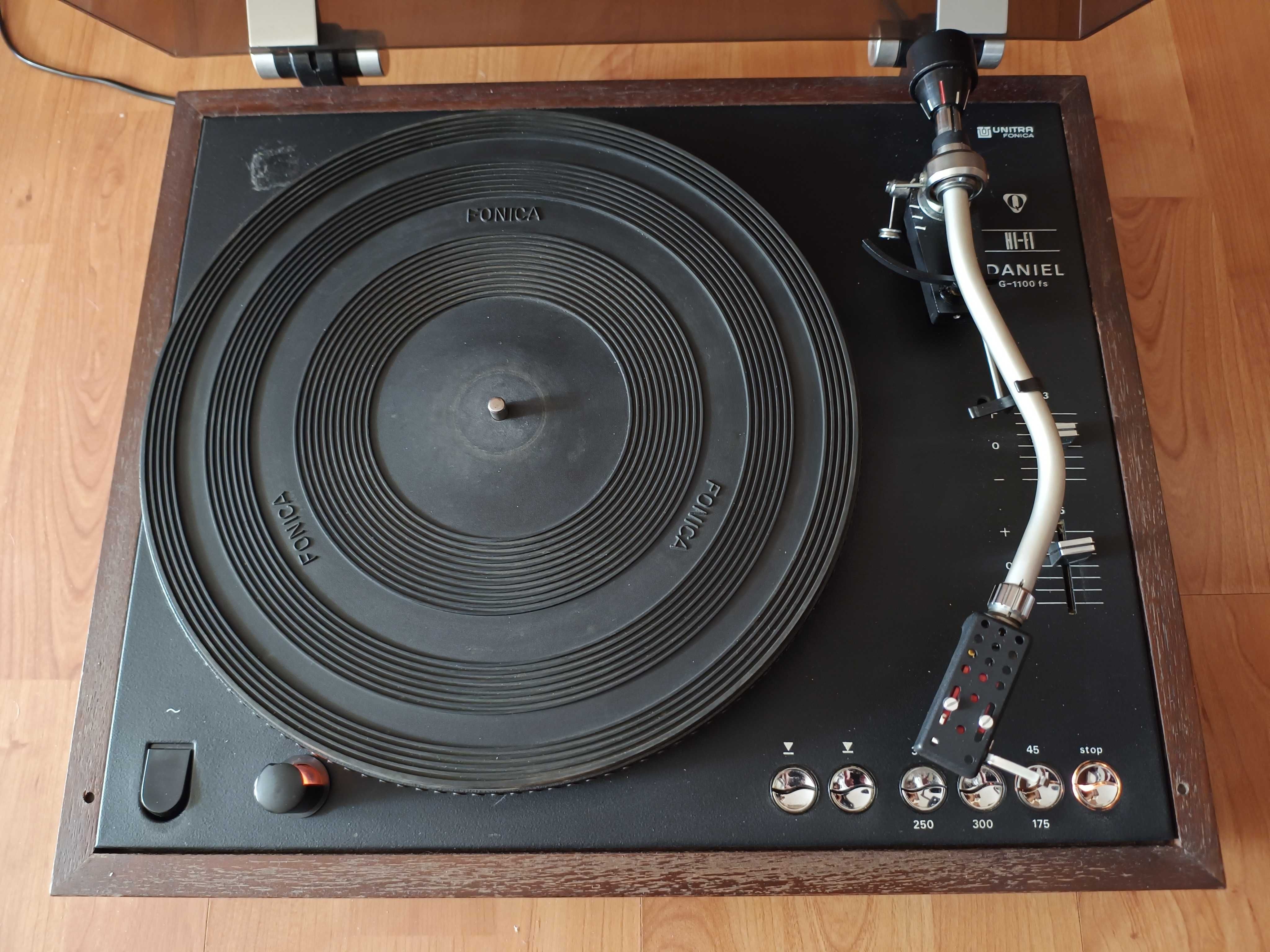 Gramofon Daniel G-1100fs
