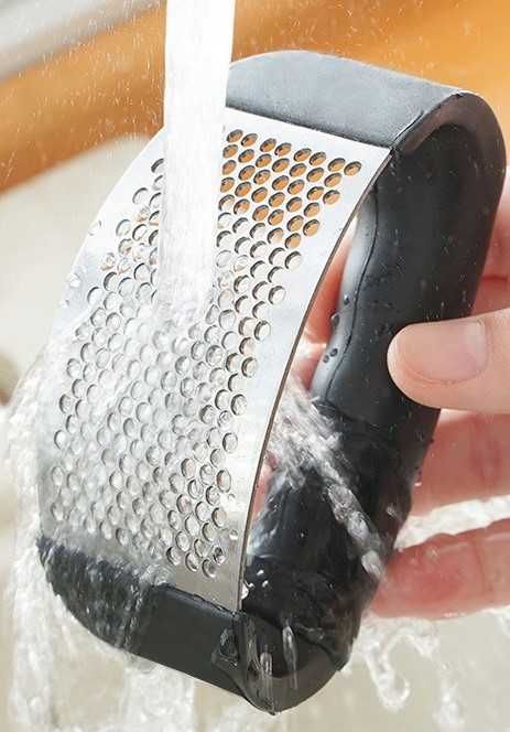Wyciskacz zgniatacz do czosnku imbiru 2w1 otwieracz do butelek Ergonix