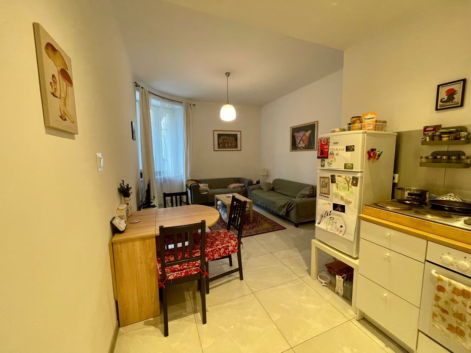 3 pokoje, 80 m2, w Salwatorskiej kamienicy