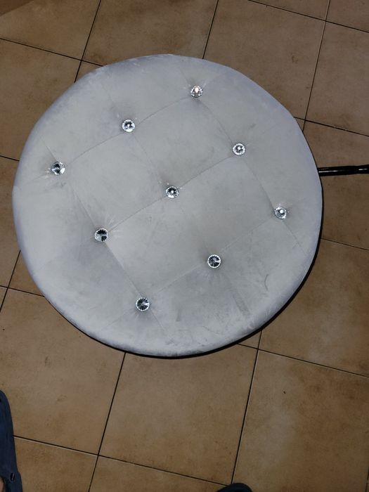 Zestaw glamour, zasłony Dropshine Home&You, pufa z kryształami H&Y