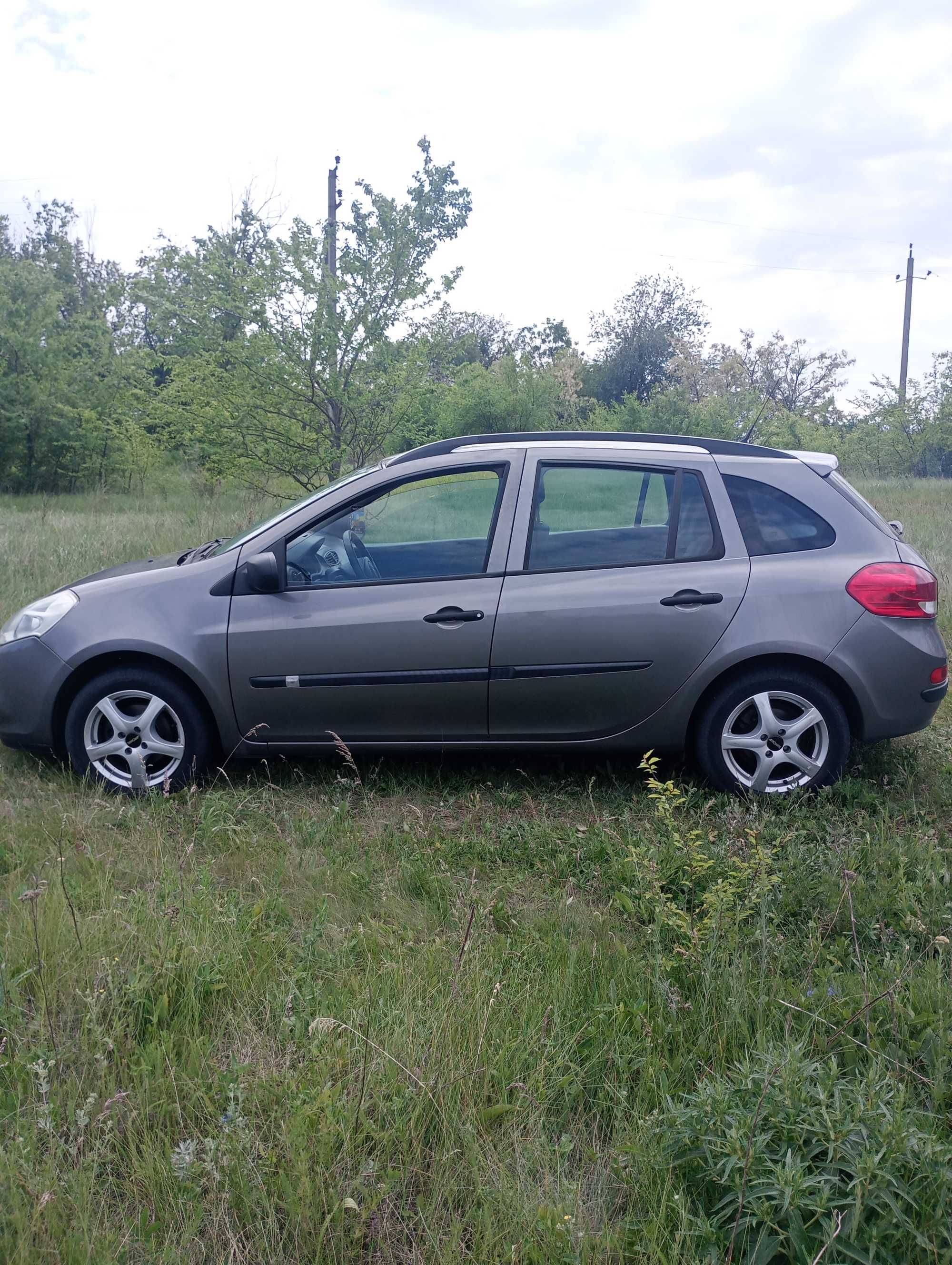 Продам Renault Clio 2010 року