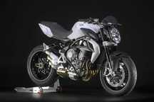 Moto MV Agusta Brutale 675. Irrepreensível