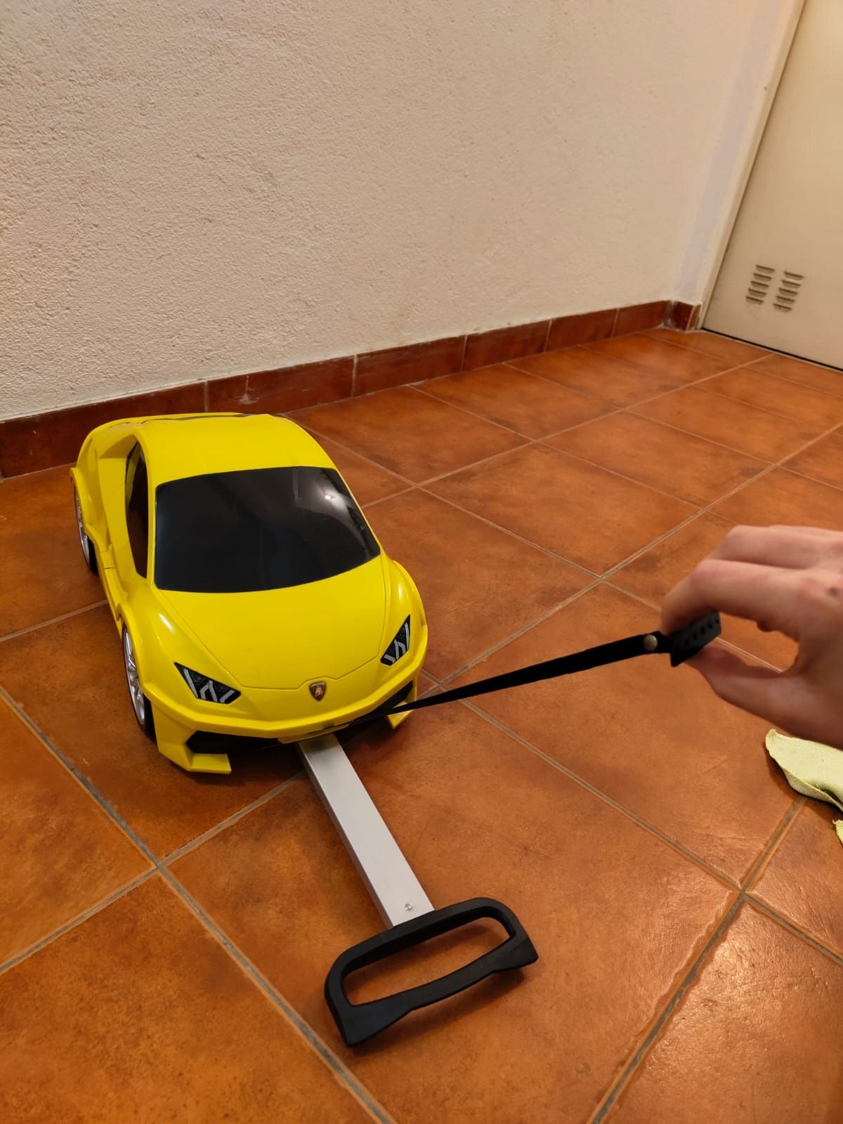 Mala criança lamborghini