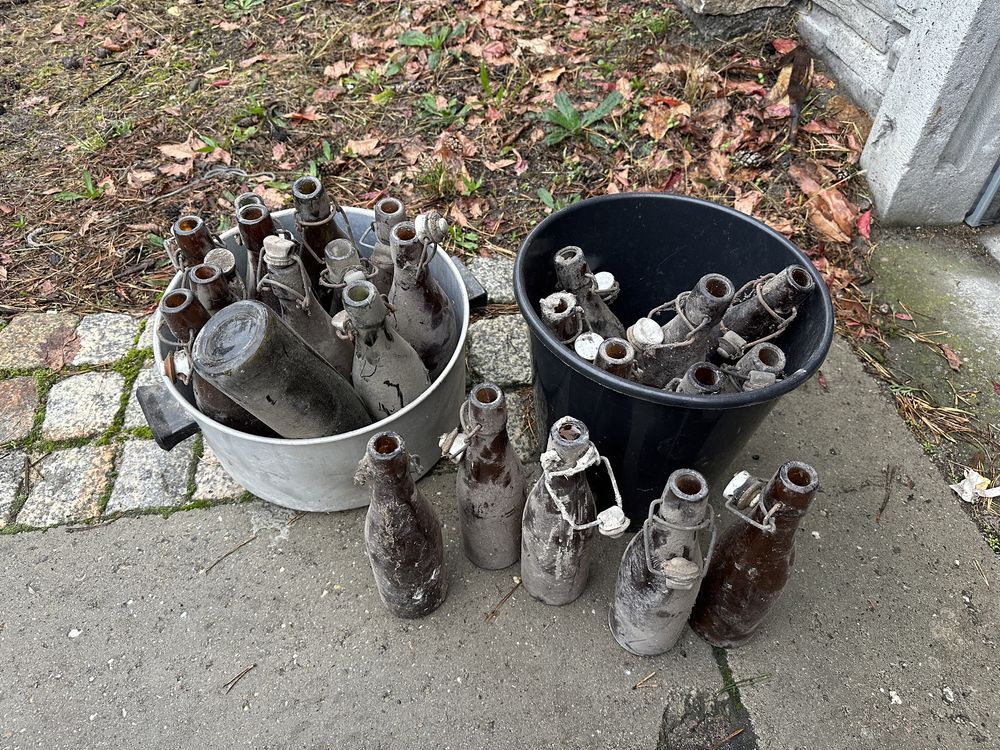 Stare szklane butelki Dekoracja Antyk zamykane na korek