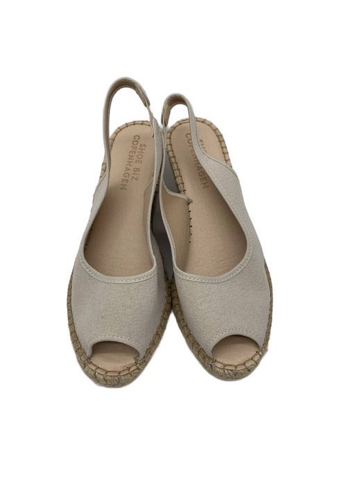Buty damskie espadryle na koturn Shoe Biz Copenhagen rozmiar 38