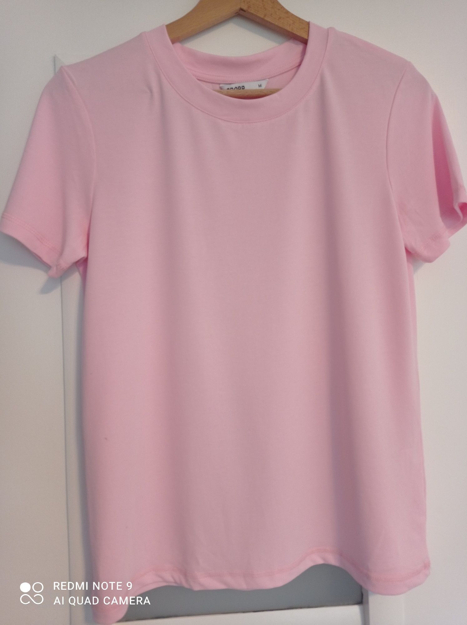Cropp, różowa koszulka, nowa bez metki rozmiar M