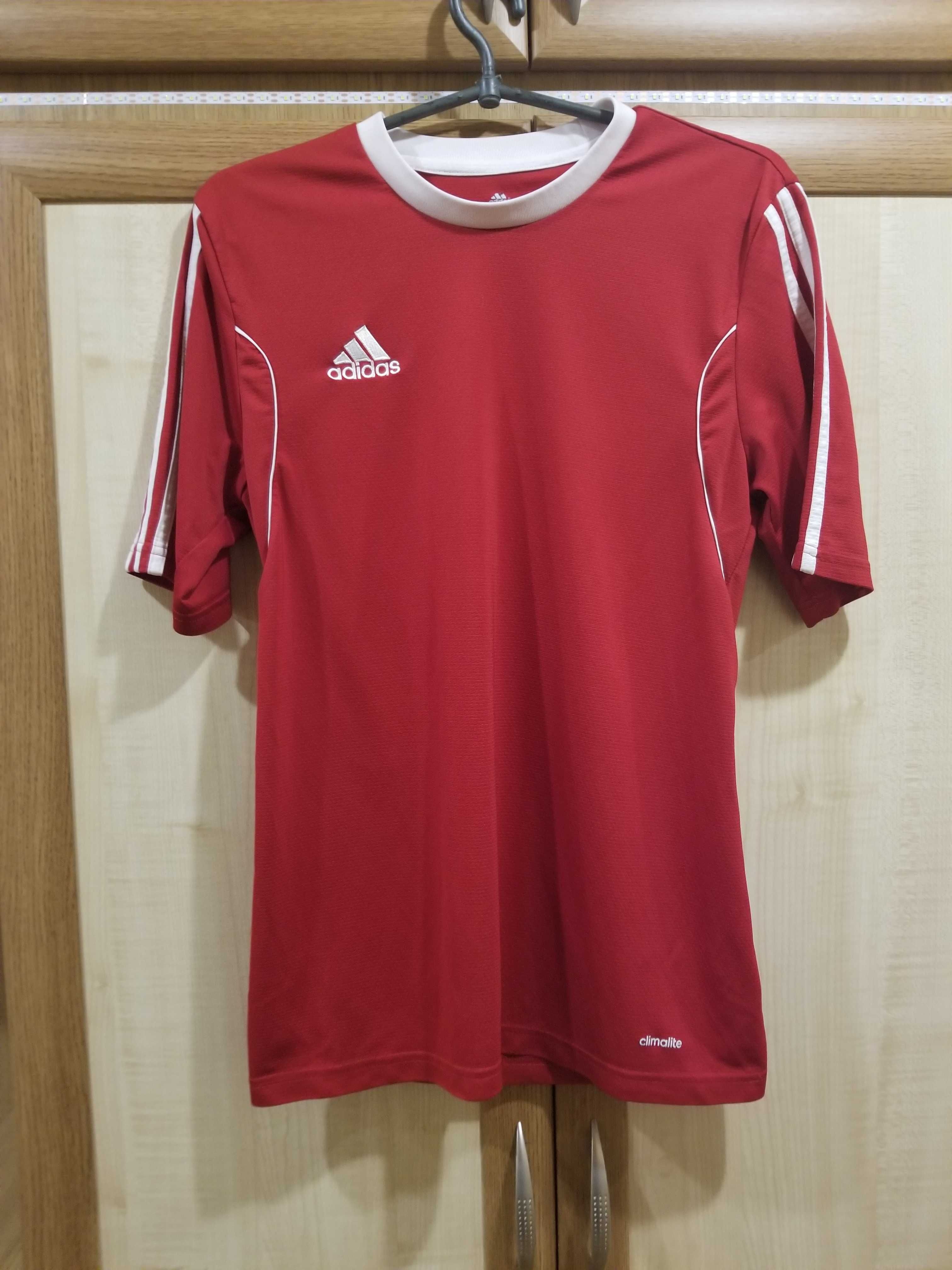 Футболка Adidas  "M"